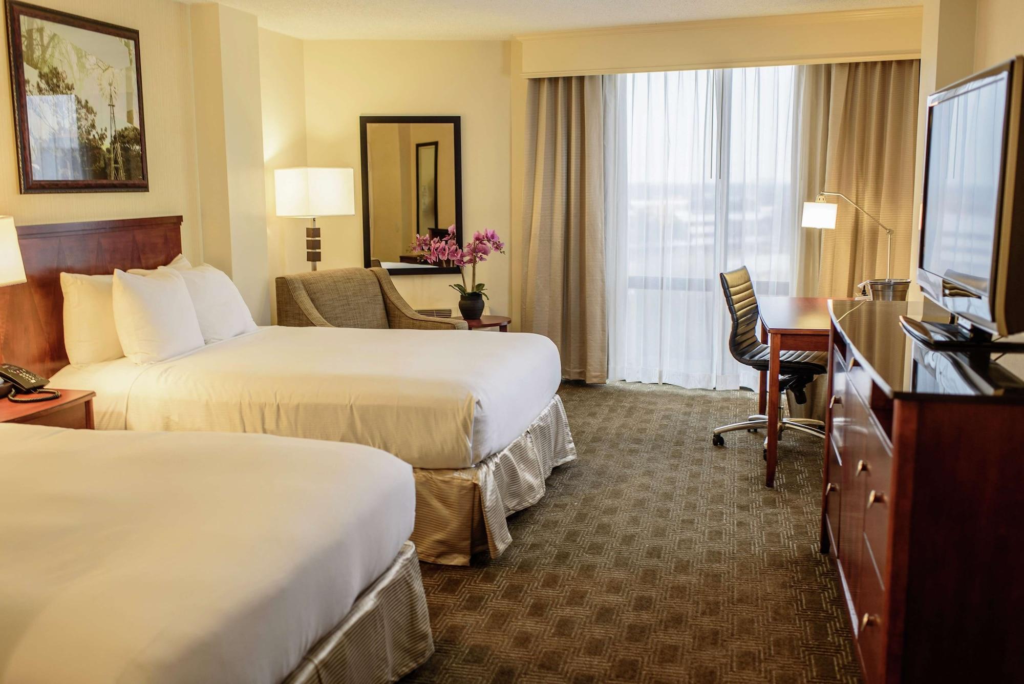 Hilton Houston Galleria Area Экстерьер фото
